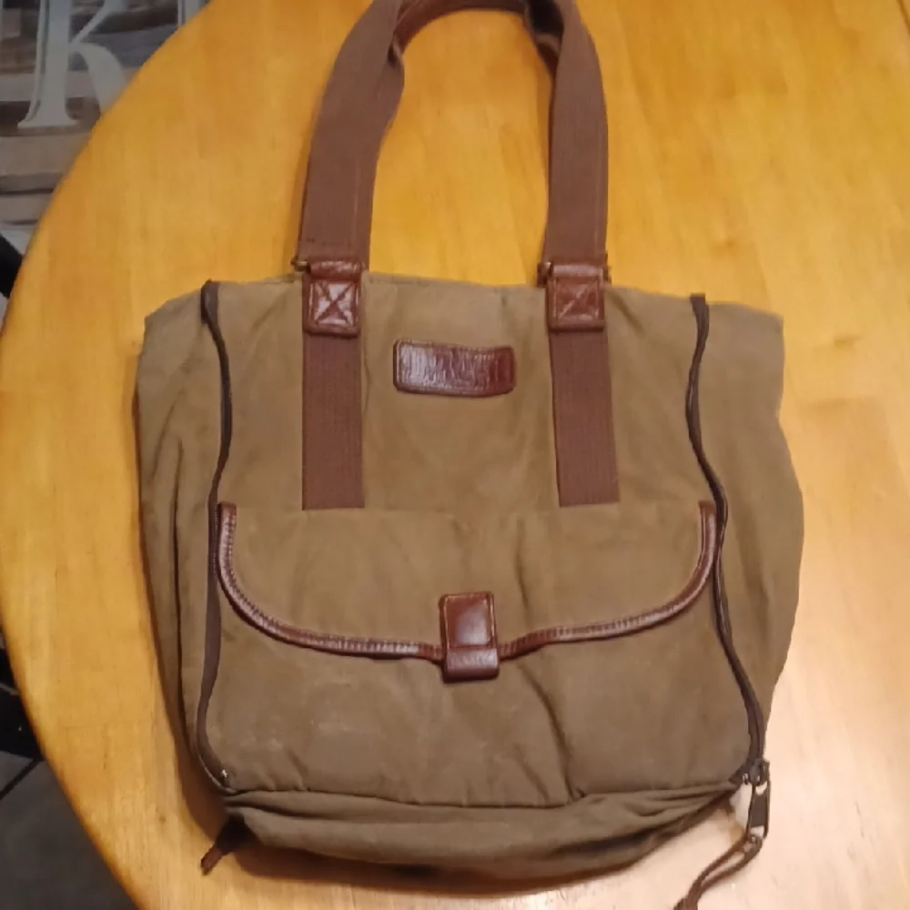 Duluth Trading Co. Expandable Oil Cloth Canvas Leather Trim Tote Bag Rucksack